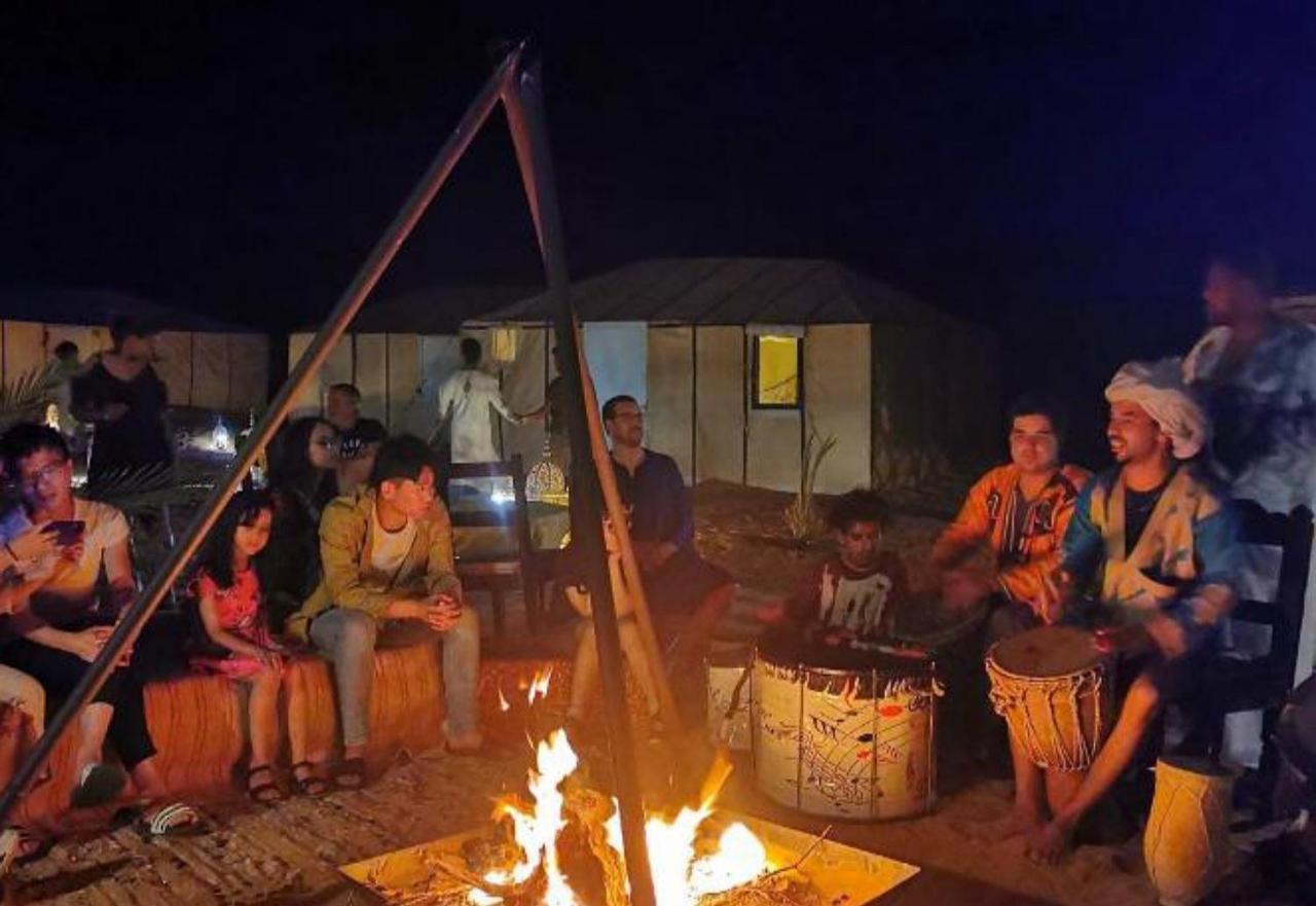 Roses Desert Camp Merzouga Exteriör bild