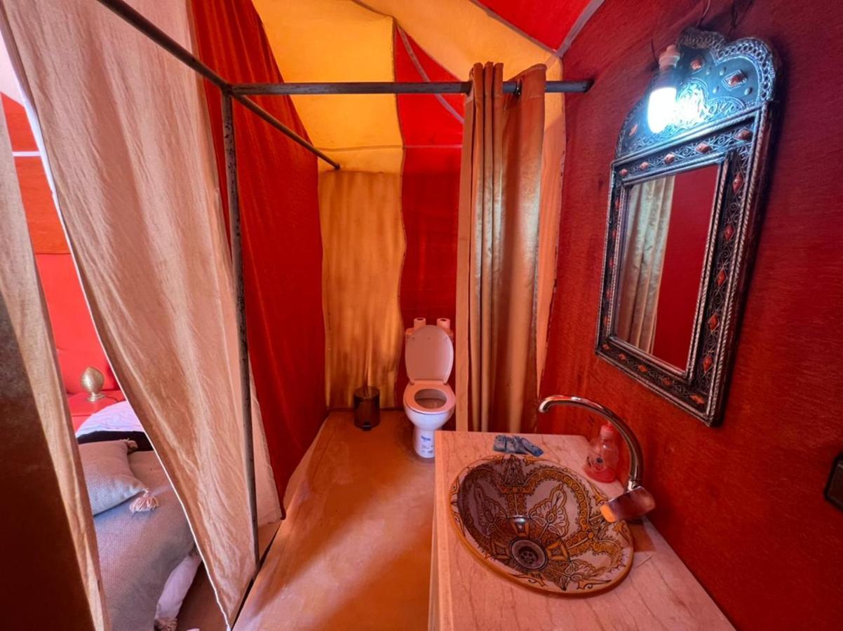 Roses Desert Camp Merzouga Exteriör bild
