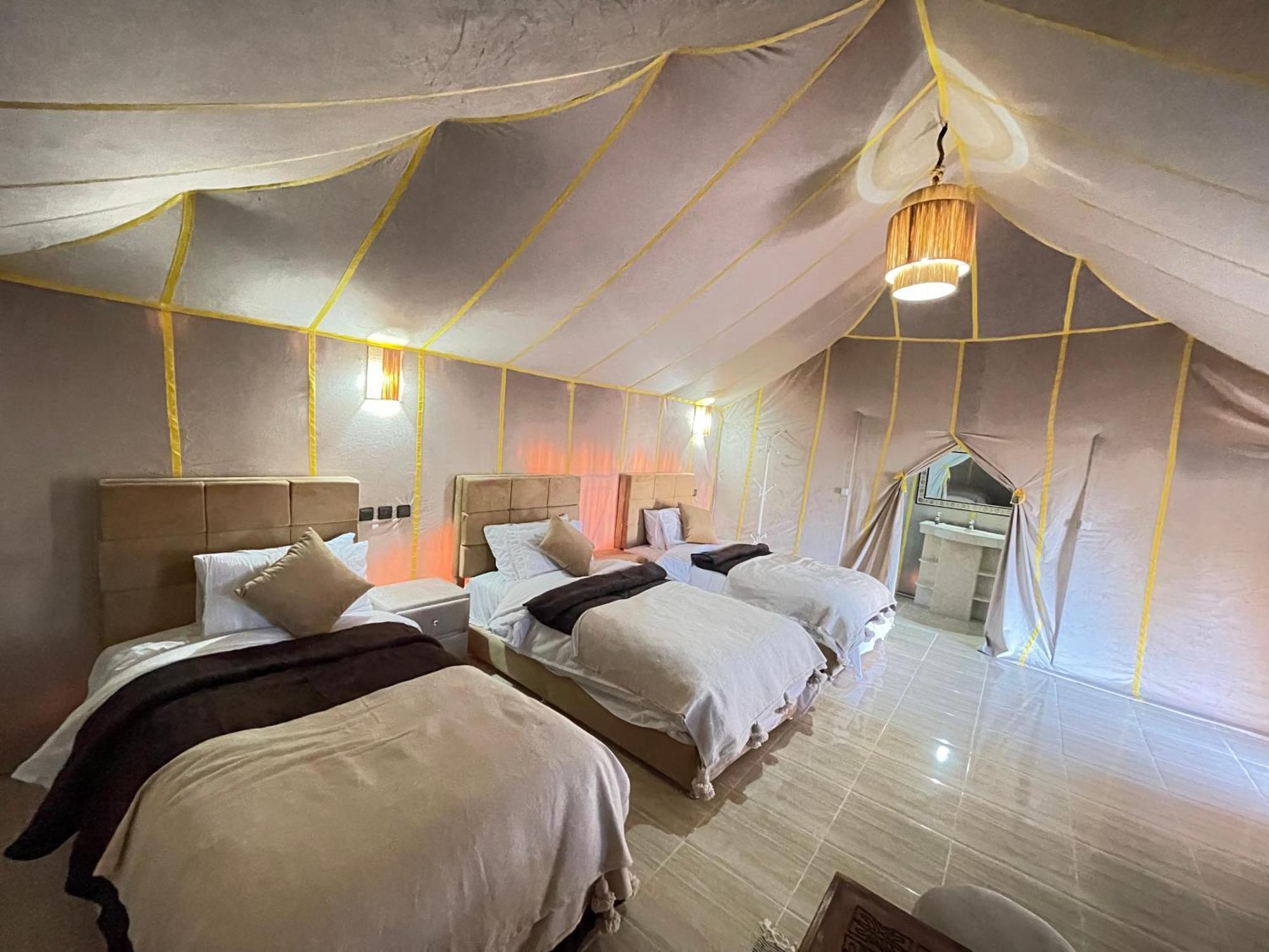 Roses Desert Camp Merzouga Exteriör bild